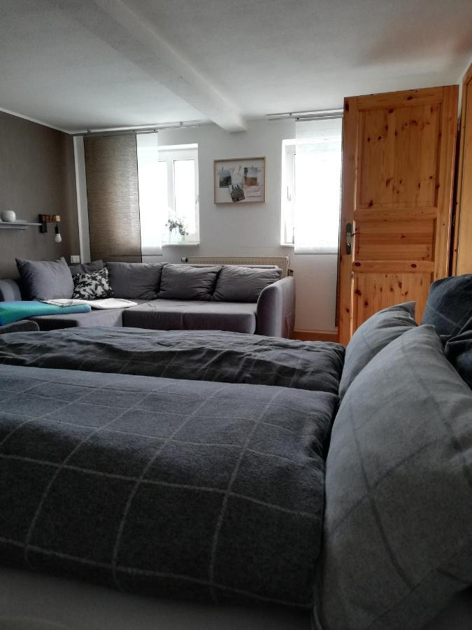 Ferienwohnung Isis In Neufang ซอนเนอแบร์ก ภายนอก รูปภาพ
