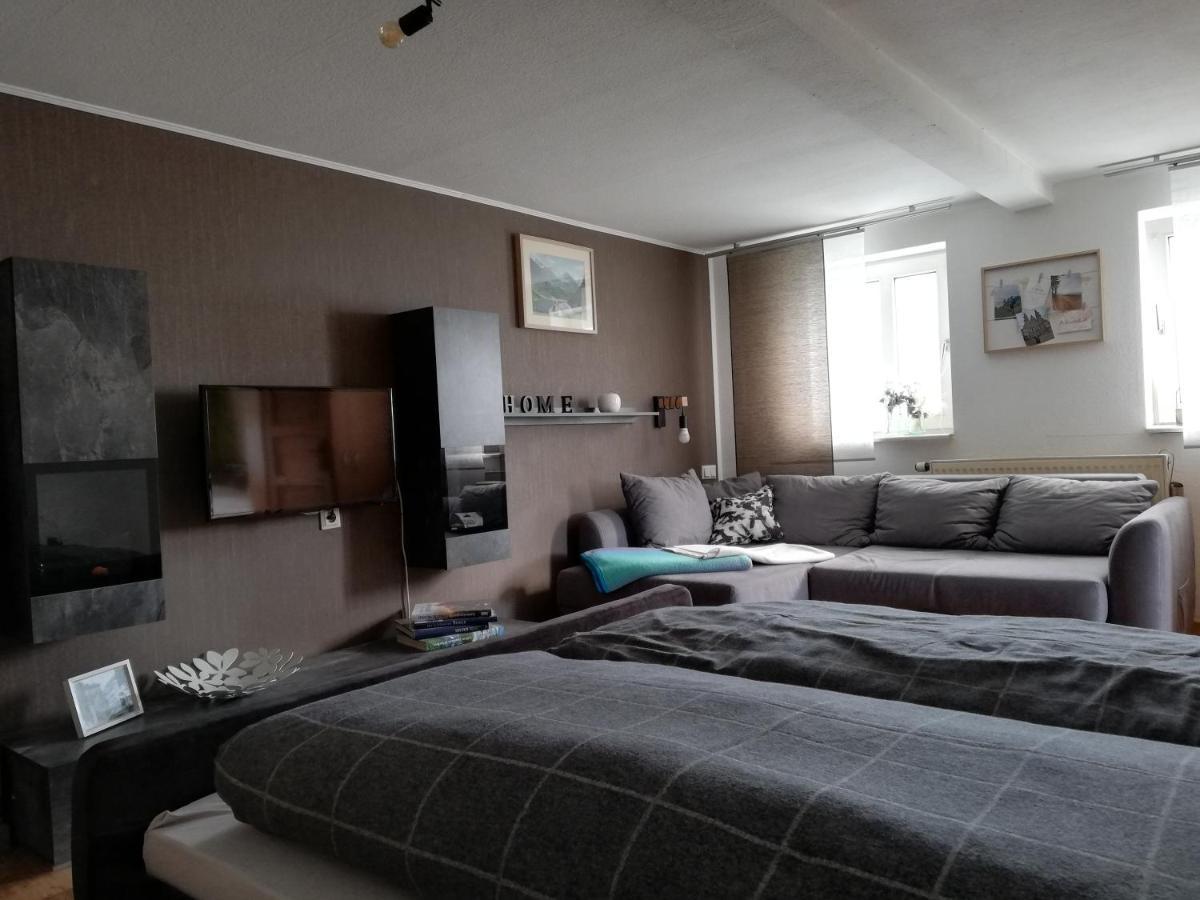 Ferienwohnung Isis In Neufang ซอนเนอแบร์ก ภายนอก รูปภาพ