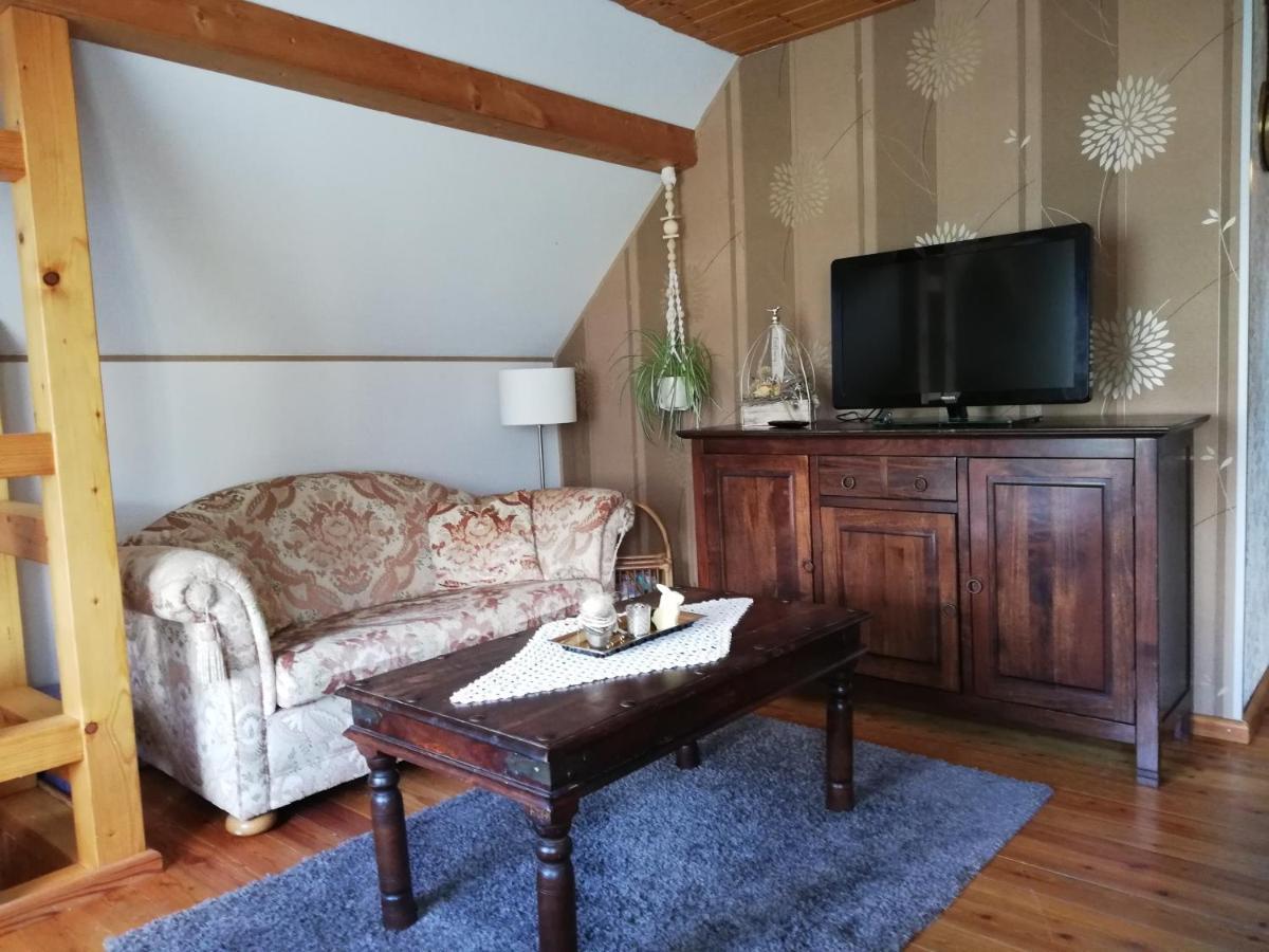 Ferienwohnung Isis In Neufang ซอนเนอแบร์ก ภายนอก รูปภาพ
