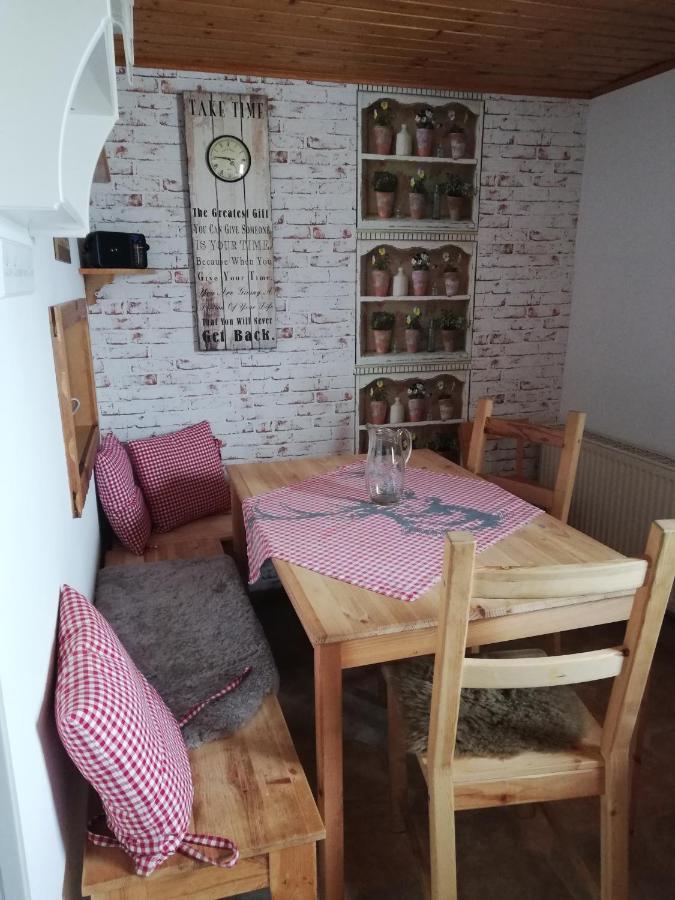 Ferienwohnung Isis In Neufang ซอนเนอแบร์ก ภายนอก รูปภาพ